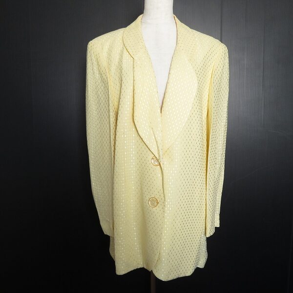 専門査定を受けたいならアクイールへ!レリアンのジャケットを買取いたしました