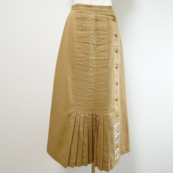 お洋服の拘りポイントまで査定！ピンクハウスのスカートを買取いたしました