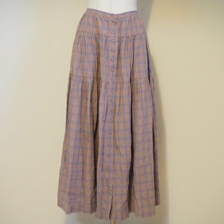 紫のチェックが上品 ワンダフルワールドのスカートを買取しました