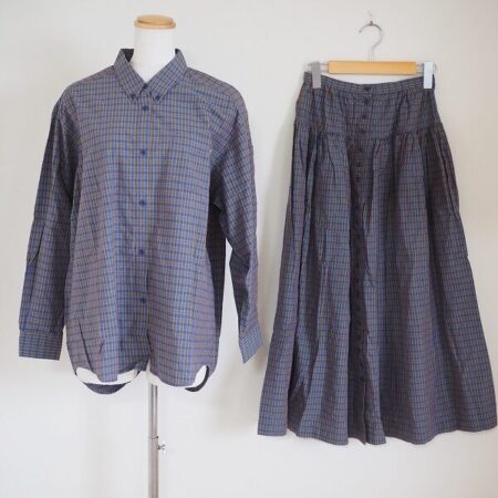 ハンサムチックな青チェックがおしゃれ カネコイサオのセットアップを買取しました