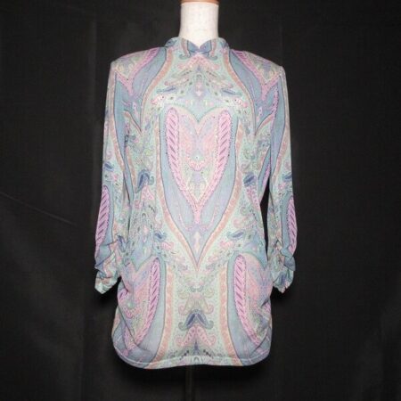 チャーミングな色合いとペイズリー柄｜伊太利屋のカットソーを買取しました