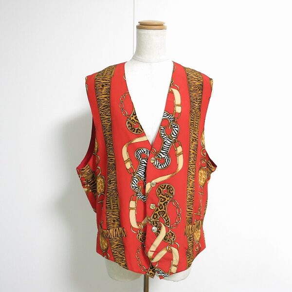 伊太利屋のベストを買取しました！柄にパンチがある