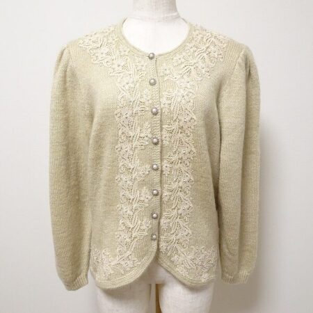 バランスいい刺繍で華やかに ソワレドヒロミのカーディガンを買取しました