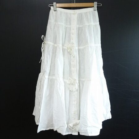 ピンクハウスの白のフレアスカートを買取しました