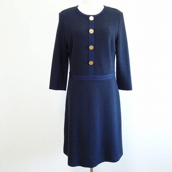 金ボタンがエレガント エスカーダスポーツのワンピースを買取しました