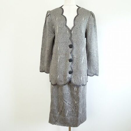 斉藤都世子の美し可愛いセットアップを買取しました！ラメもきいています