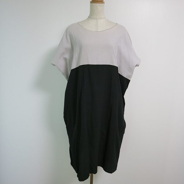 バイカラーでくっきりした雰囲気に ソウソウのワンピースを買取しました