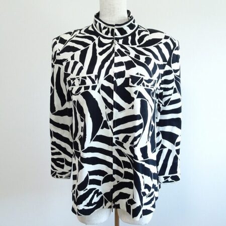 レオナールのジャケットを出張買取ご利用のお客様より買取しました