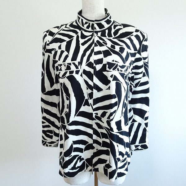 レオナールのジャケットを出張買取ご利用のお客様より買取しました