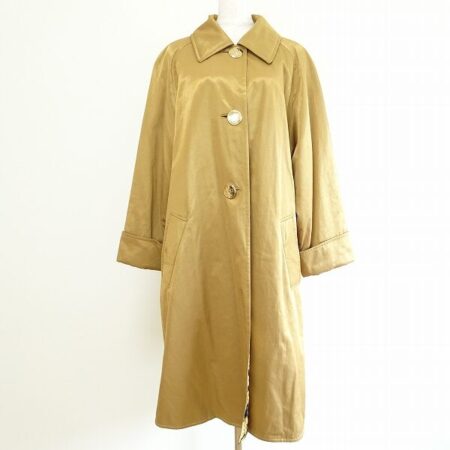 ゴールドが美しく眩しい レオナールのコートを買取しました