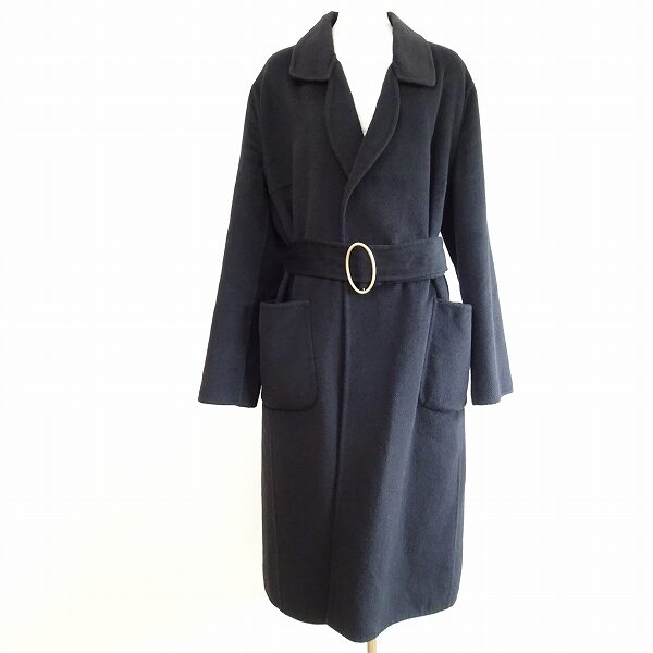 フェラガモのロングコートを出張買取ご利用のお客様より買取しました