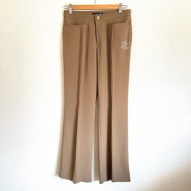 伊太利屋のパンツを買取しました!ステッチが効いたスリムな1本