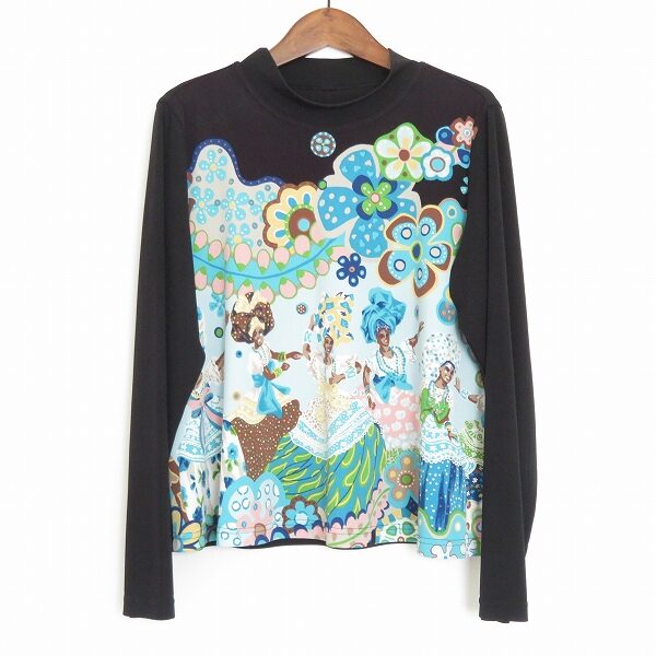 にぎやかな柄が魅力的 トクコのカットソーを買取しました