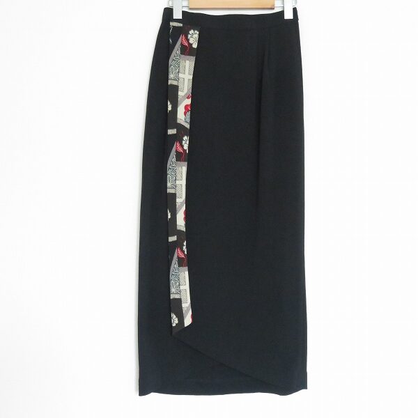 ロング×巻きスカートで冷静な雰囲気に 詩仙堂のスカートを買取しました