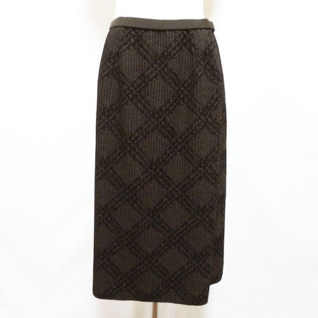 ダークなチェックがかっこいい レリアンのスカートを買取しました