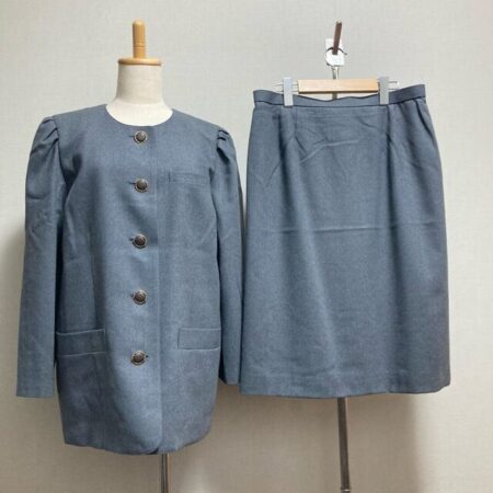 レリアンのセットアップを宅配買取ご利用のお客様より買取しました