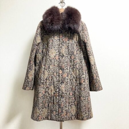 三年坂のコートを買取しました！着るだけで気分もゴージャスに