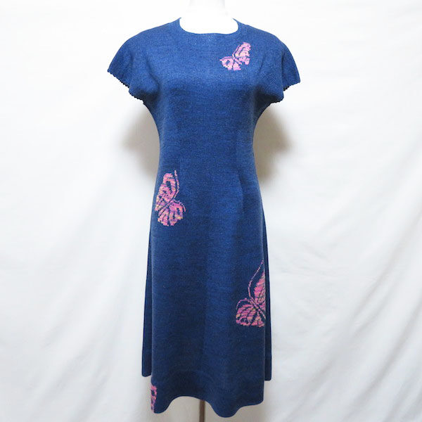 線も綺麗な斉藤都世子のワンピースを買取しました！