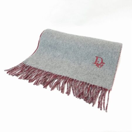 グレーと赤のバランスが綺麗 クリスチャンディオールのマフラーを買取しました