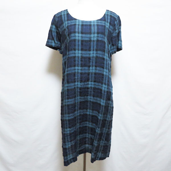 チェックと可愛らしいデザインが決めて マドモアゼルノンノンのワンピースを買取しました