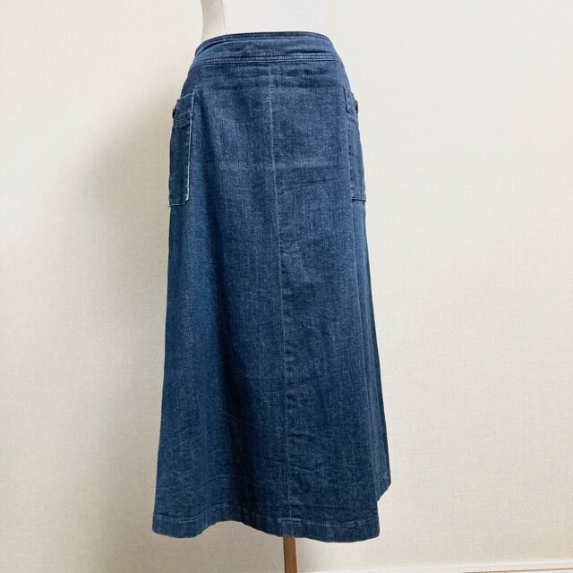 幅広く使える マドモアゼルノンノンのスカートを買取しました