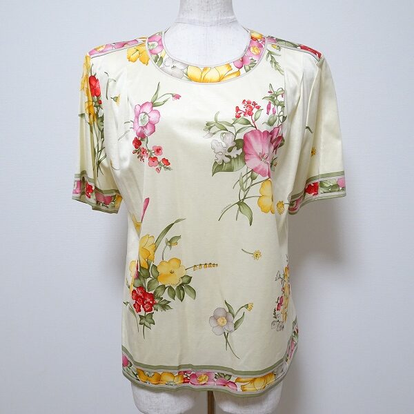 レオナールのカットソーを買取しました!クリーム×花の組み合わせに癒される