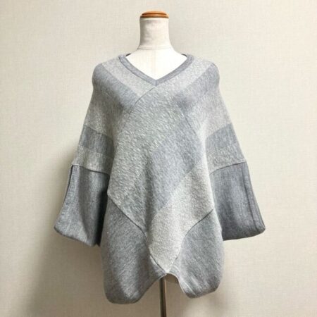 慈雨センソユニコのポンチョ風セーターを買取しました！