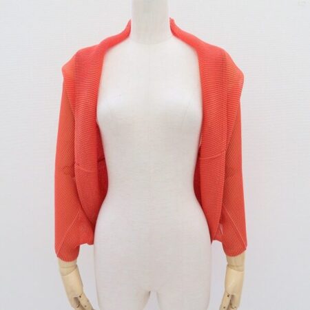 美しいラインに沸く｜プリーツプリーズのボレロを買取しました