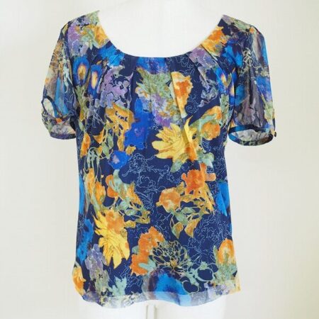 芸術的なお花が美しい ヴィヴィアンタムのブラウスを買取しました