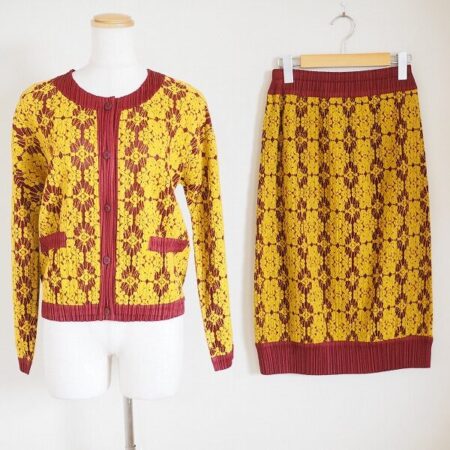 プリーツプリーズのセットアップを宅配買取ご利用のお客様より買取しました