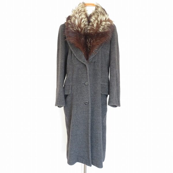 伊太利屋のコートを出張買取ご利用のお客様より買取しました