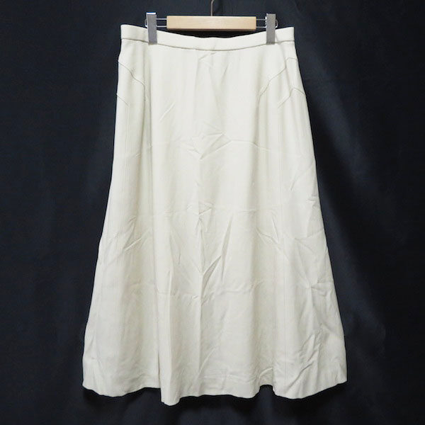 ふわっと振りがる感じに包まれたい レリアンのスカートを買取しました