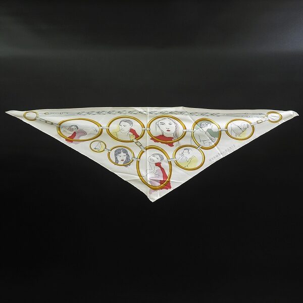 三角型がスタイリッシュ エルメスのスカーフを買取しました