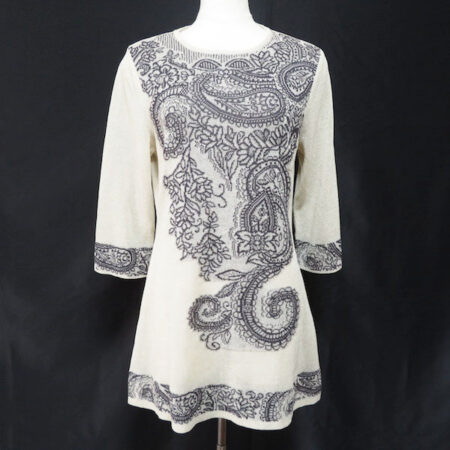 ペイズリーとアイボリーのMIX加減が綺麗 コーザノストラのチュニック