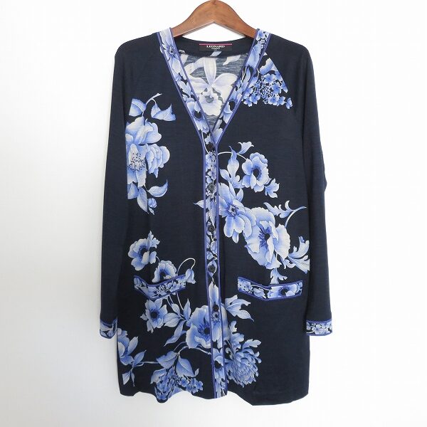 【レオナール】カーディガンを買取させていただきました!冷静さ際立つ青