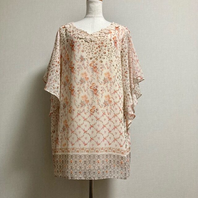 フェミニン系ブランド、ローズティアラのチュニックを買取いたしました