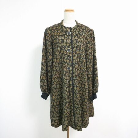 いい意味でコートらしさがない斉藤都世子のコートを買取しました