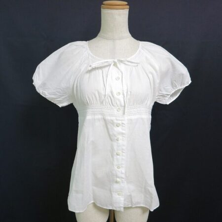 袖のボリュームが可愛い ピンクハウスのブラウスを買取しました