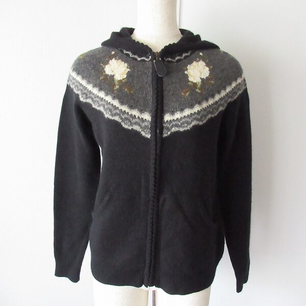 ピンクハウスのアンゴラ×カシミヤ混パーカーを出張買取しました