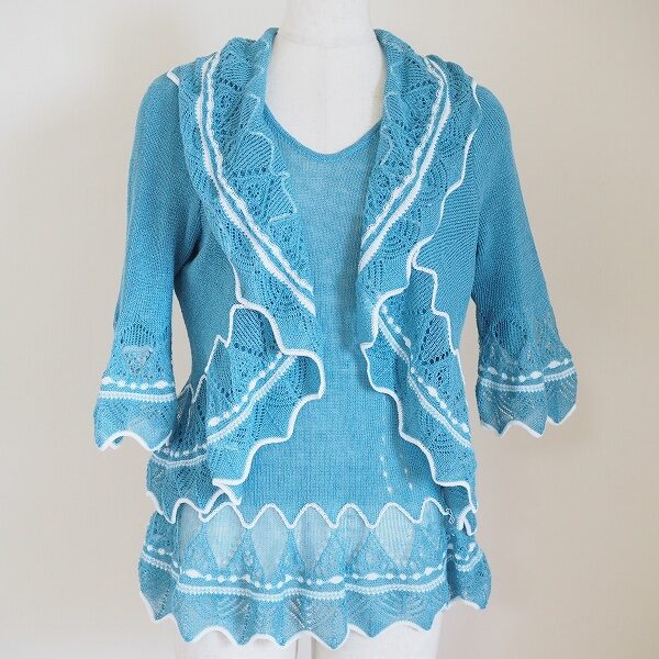 コーザノストラのニットを買取しました!エレガントブルーに引き込まれそう