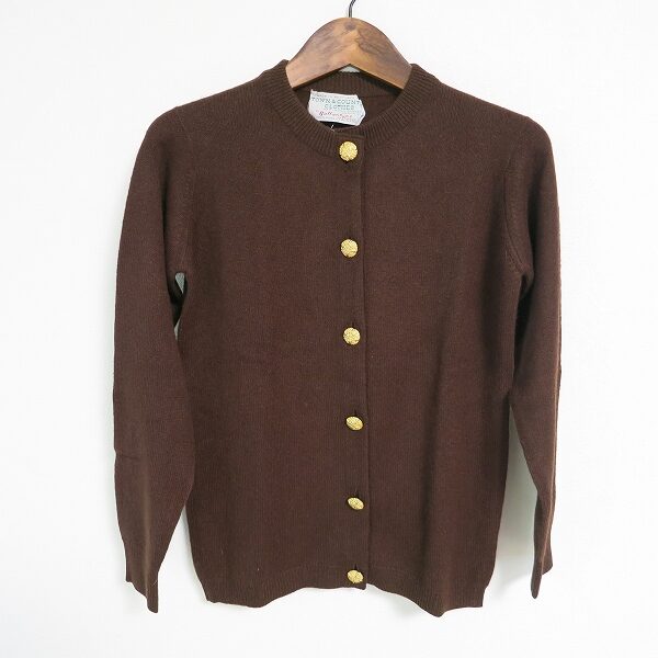 バランタインのカーディガンを買取しました！茶色と金ボタンがよく合う