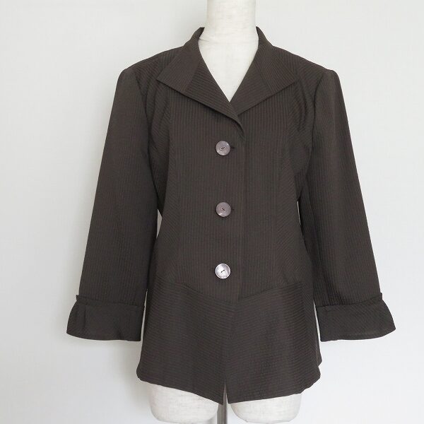 適度な広がりが可愛い レリアンのジャケットを買取しました