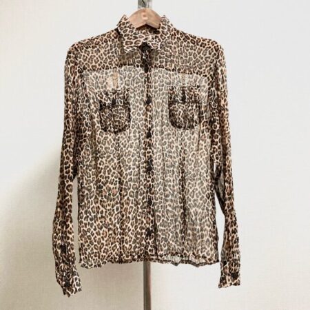 伊太利屋のブラウスを買取しました！シースルーで抜け感も