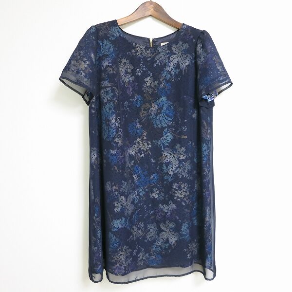 ローズティアラの綺麗めワンピースを買取させていただきました