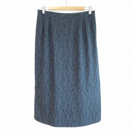 レリアンのスカートを出張買取ご利用のお客様より買取しました