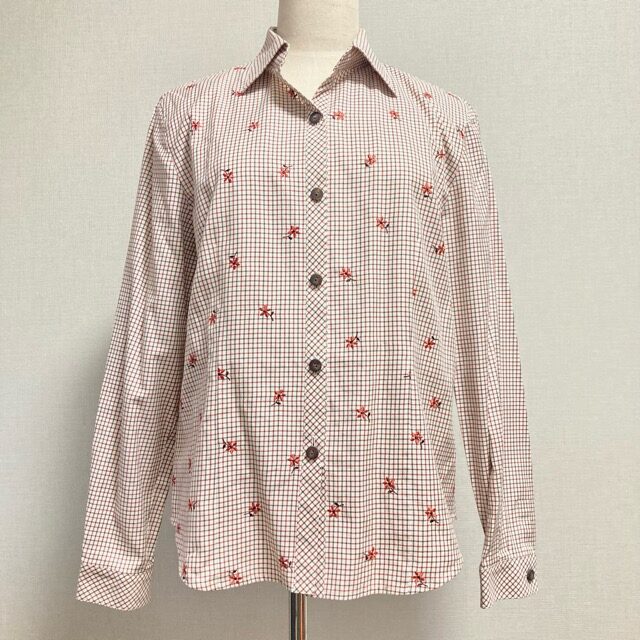チェックと花柄なのに清々しい！レリアンのシャツを買取しました