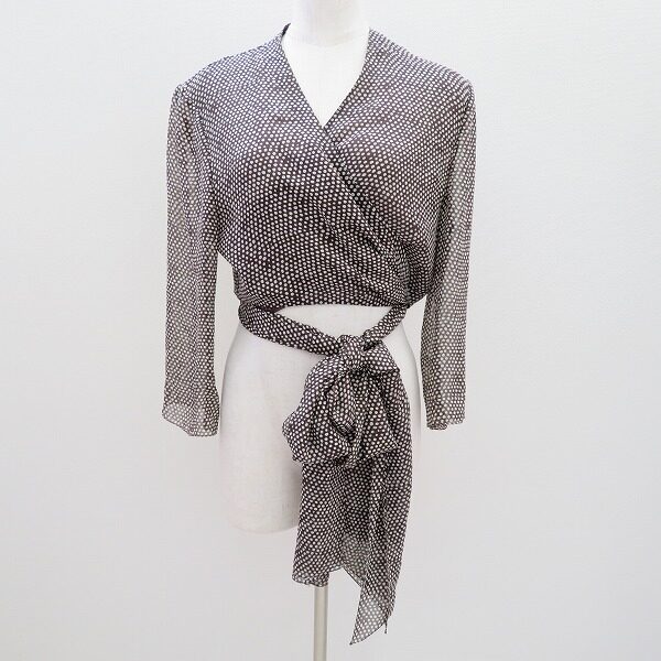 ラップ巻きが優雅でレア｜ジュンアシダのブラウスを買取しました