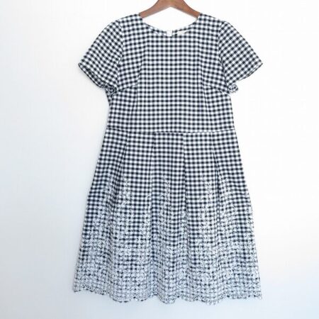ギンガムチェックと花刺繍バランスが絶妙 ローズティアラのワンピースを買取しました