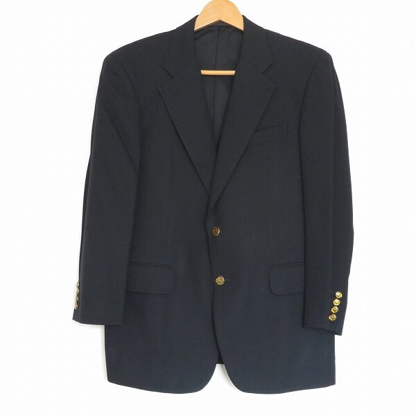 濃紺と金のコントラストが素敵 バーバリーのジャケットを買取しました