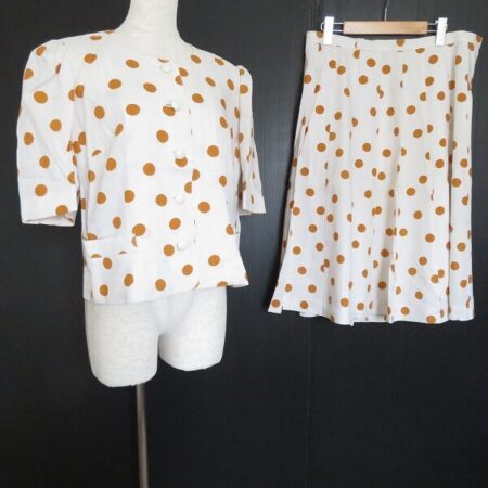 活気あるドットに惹かれる レリアンのセットアップを買取しました